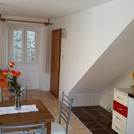 Apartment Volat Beaches Kastela